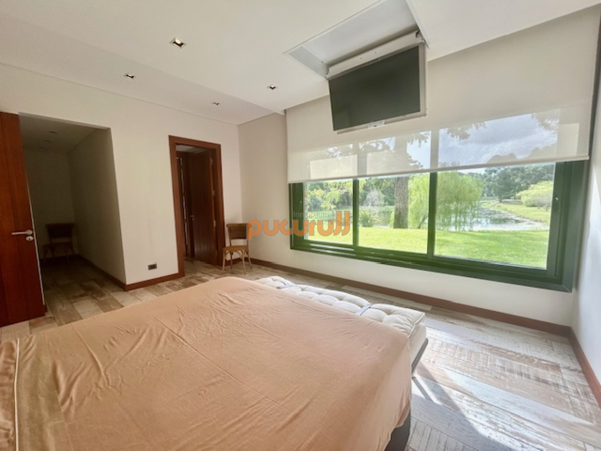 Casa ID.2427 - Venta casa retasada en Solanas Design Village con 4 dorm + estar