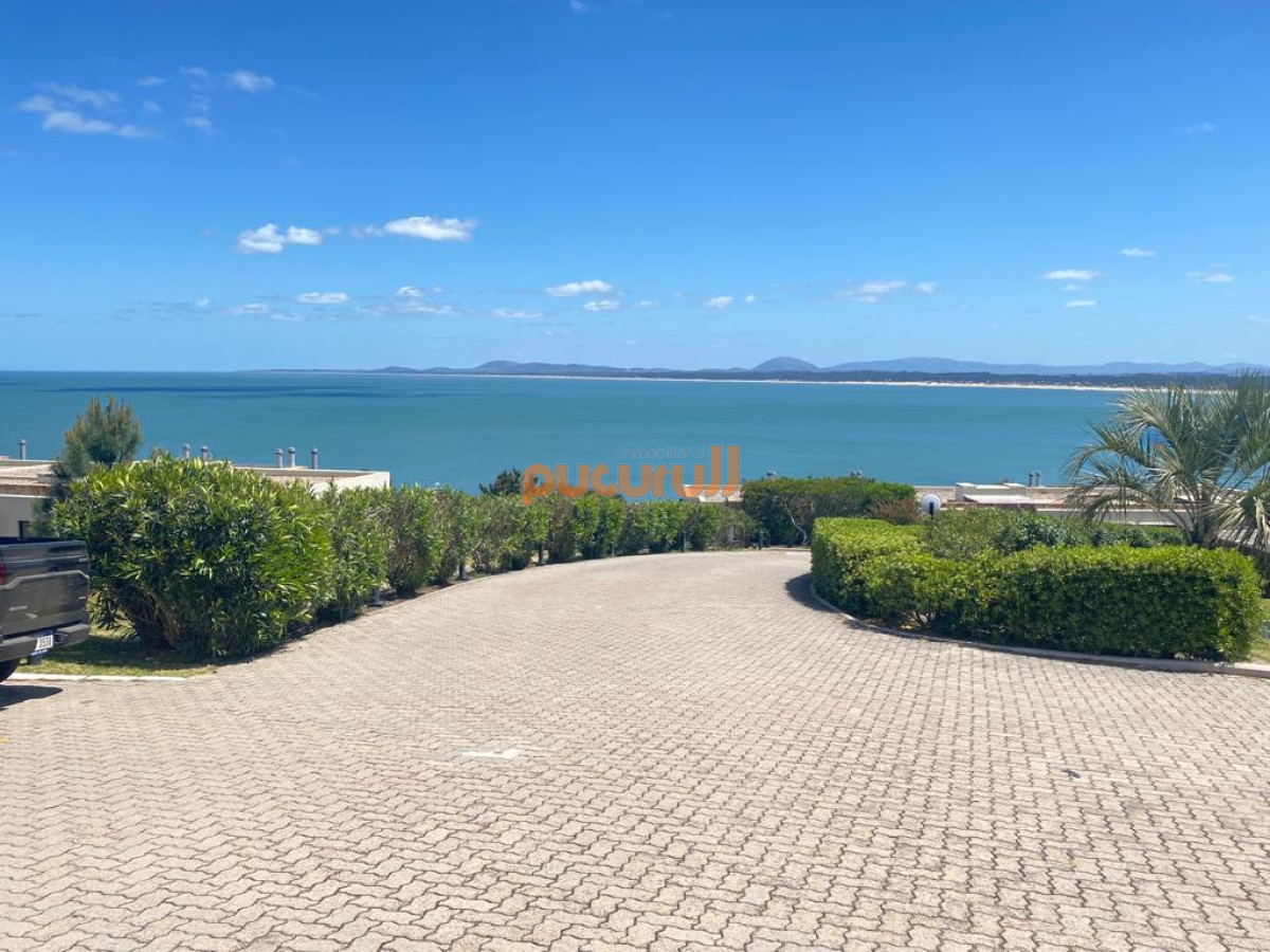 Apartamento ID.2112 - Venta en Quartier de Punta Ballena  2 suites 