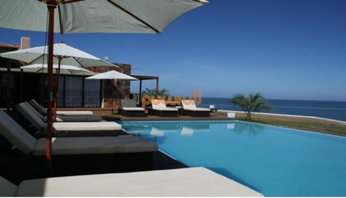 Apartamento ID.2112 - Venta en Quartier de Punta Ballena  2 suites 