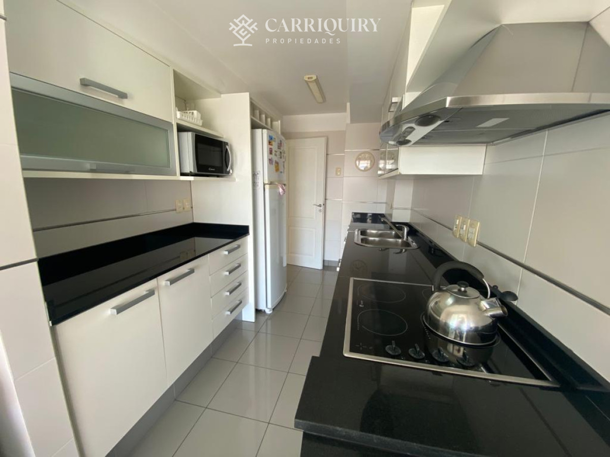Apartamento ID.7665 - Mansa a 100 mts mar con 2 dorm y 2 baños