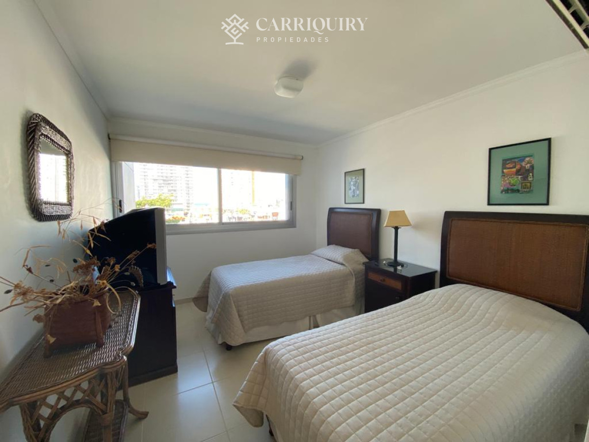 Apartamento ID.7665 - Mansa a 100 mts mar con 2 dorm y 2 baños