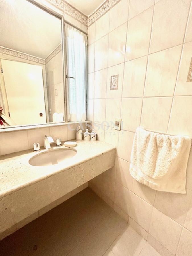 Apartamento ID.3147 - Venta apartamento 2 dormitorios en Península Punta del Este 