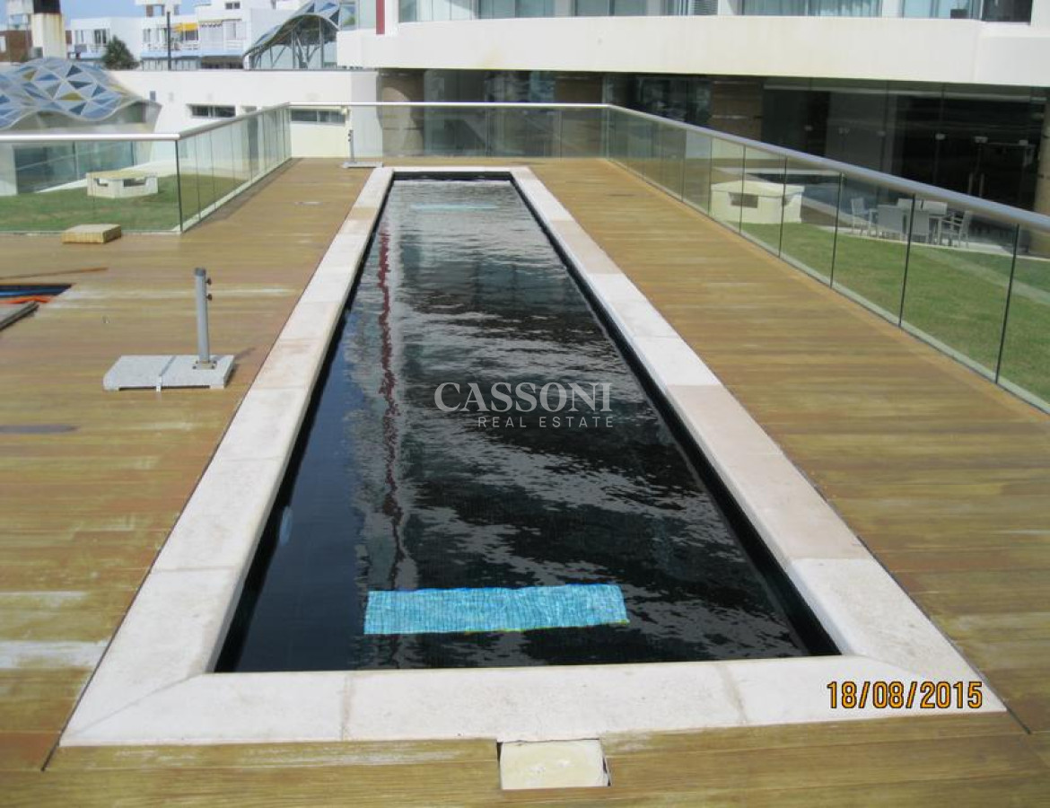 Apartamento ID.3599 - Apartamento en Venta sobre Brava, 3 Dormitorios.