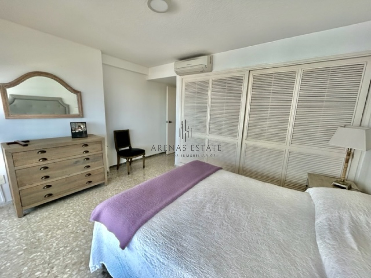 Apartamento ID.1767 - Mansa frente al mar