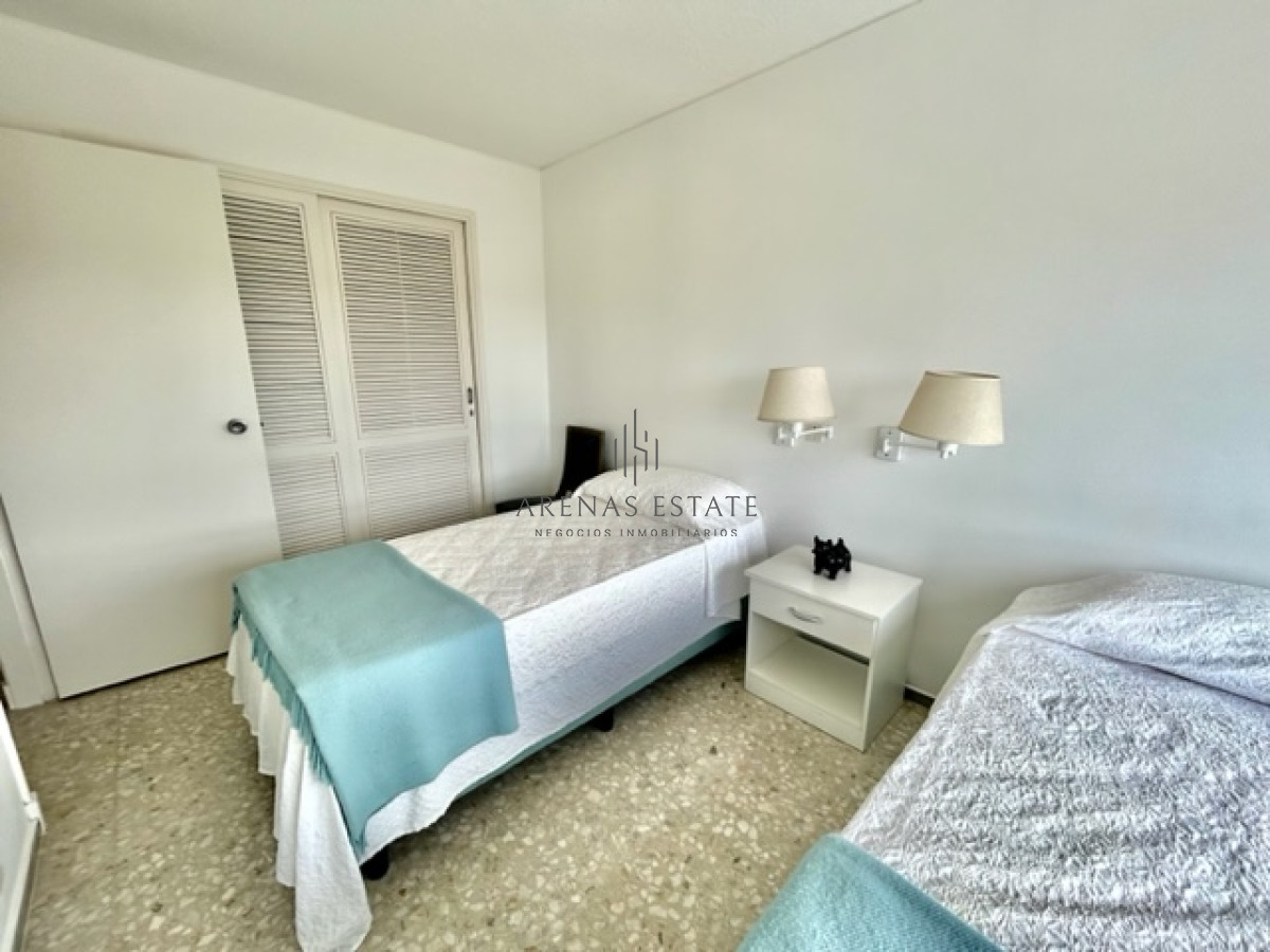Apartamento ID.1767 - Mansa frente al mar