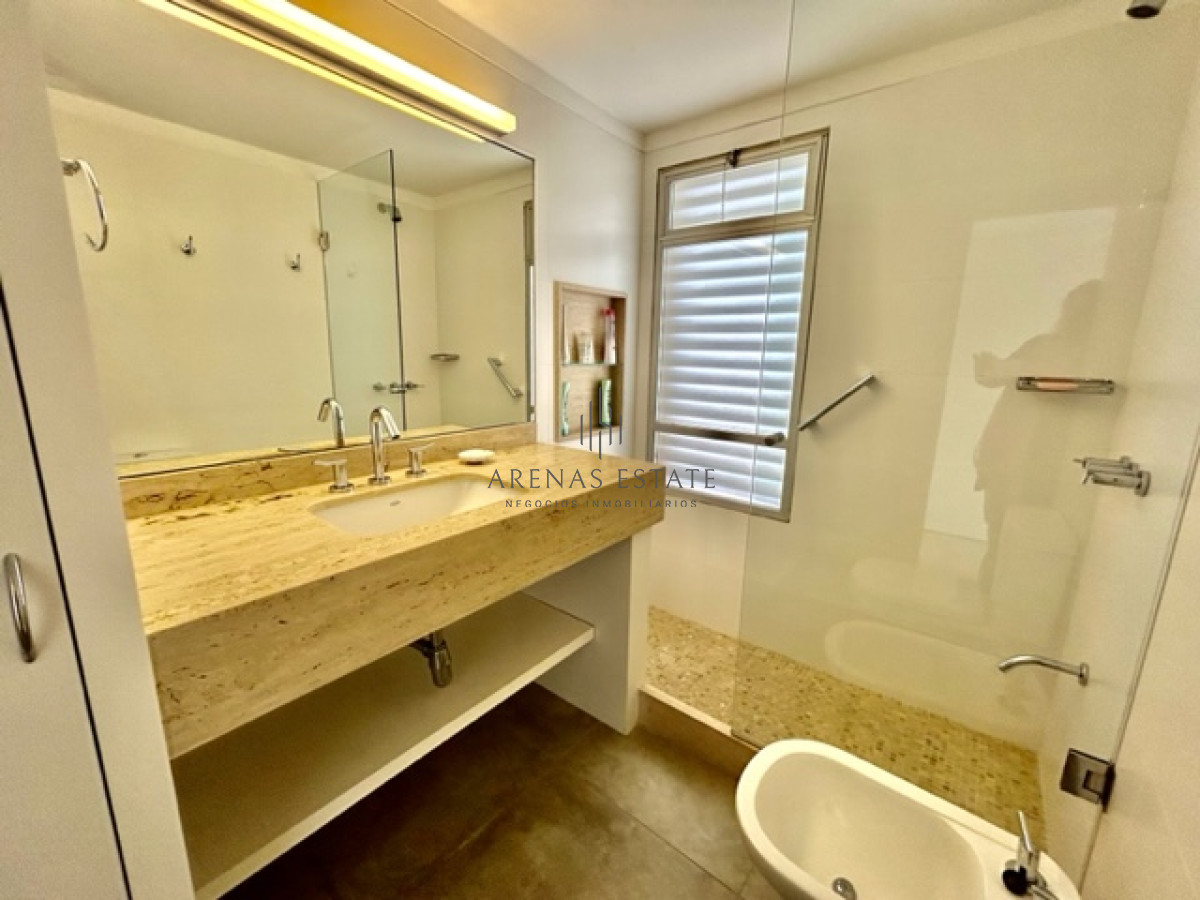 Apartamento ID.1767 - Mansa frente al mar