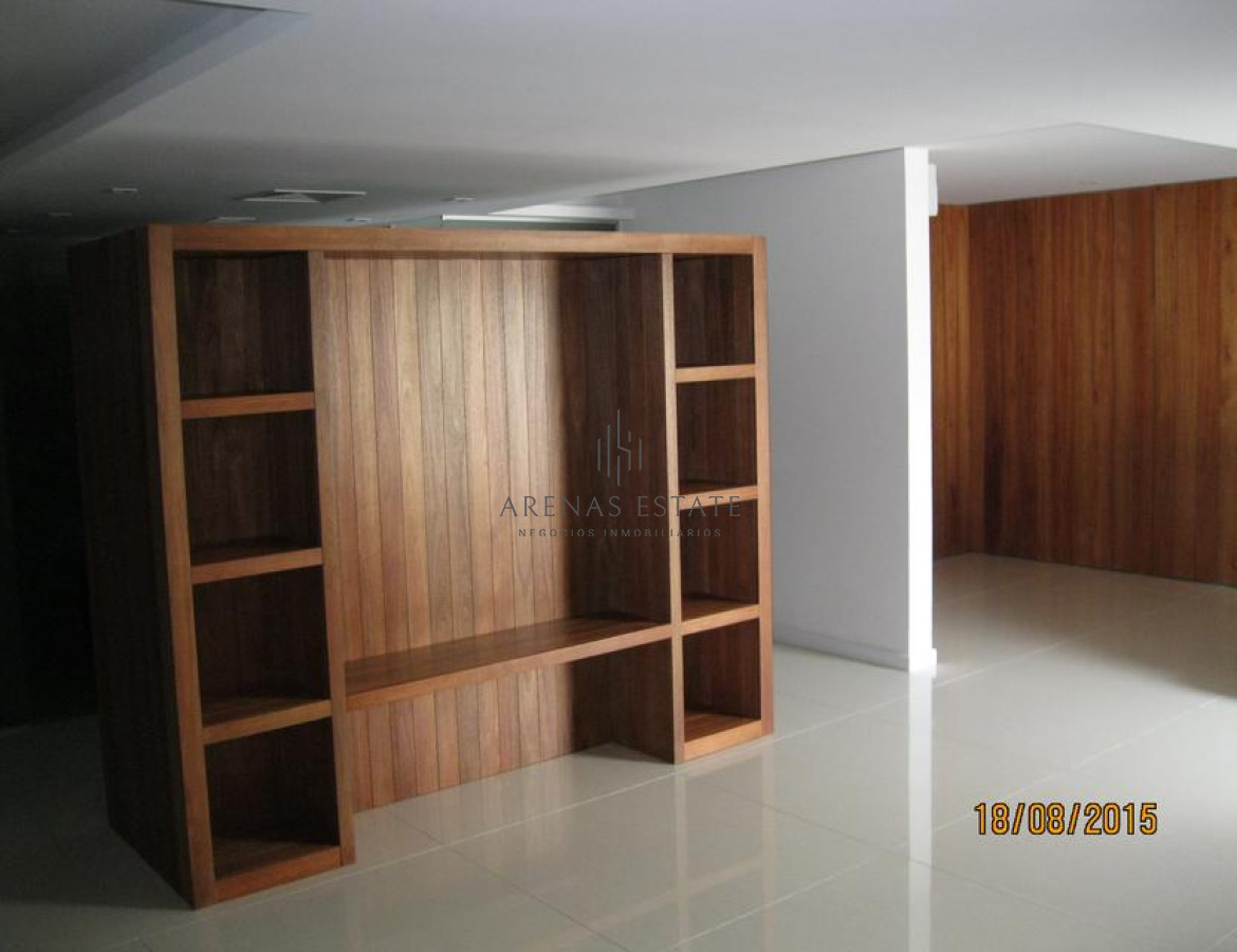 Apartamento ID.1330 - Apartamento en Venta, Brava, Punta del Este, 3 Dormitorios.