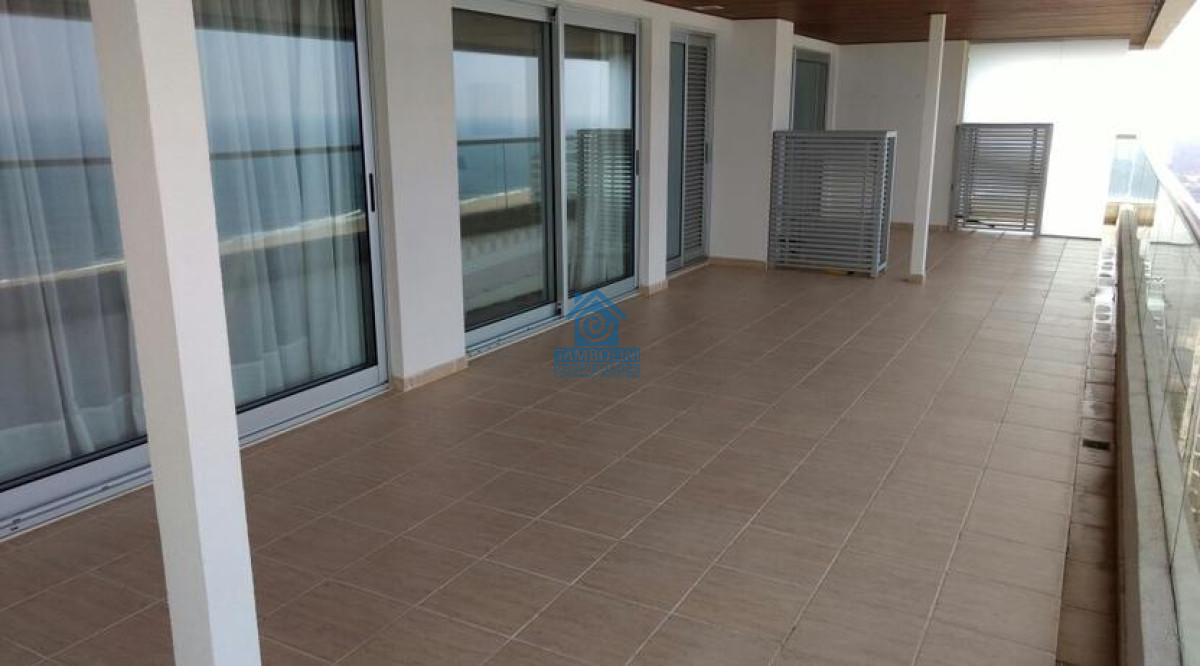 Apartamento ID.94 - Apartamento en Venta, Brava, Punta del Este, 3 Dormitorios.