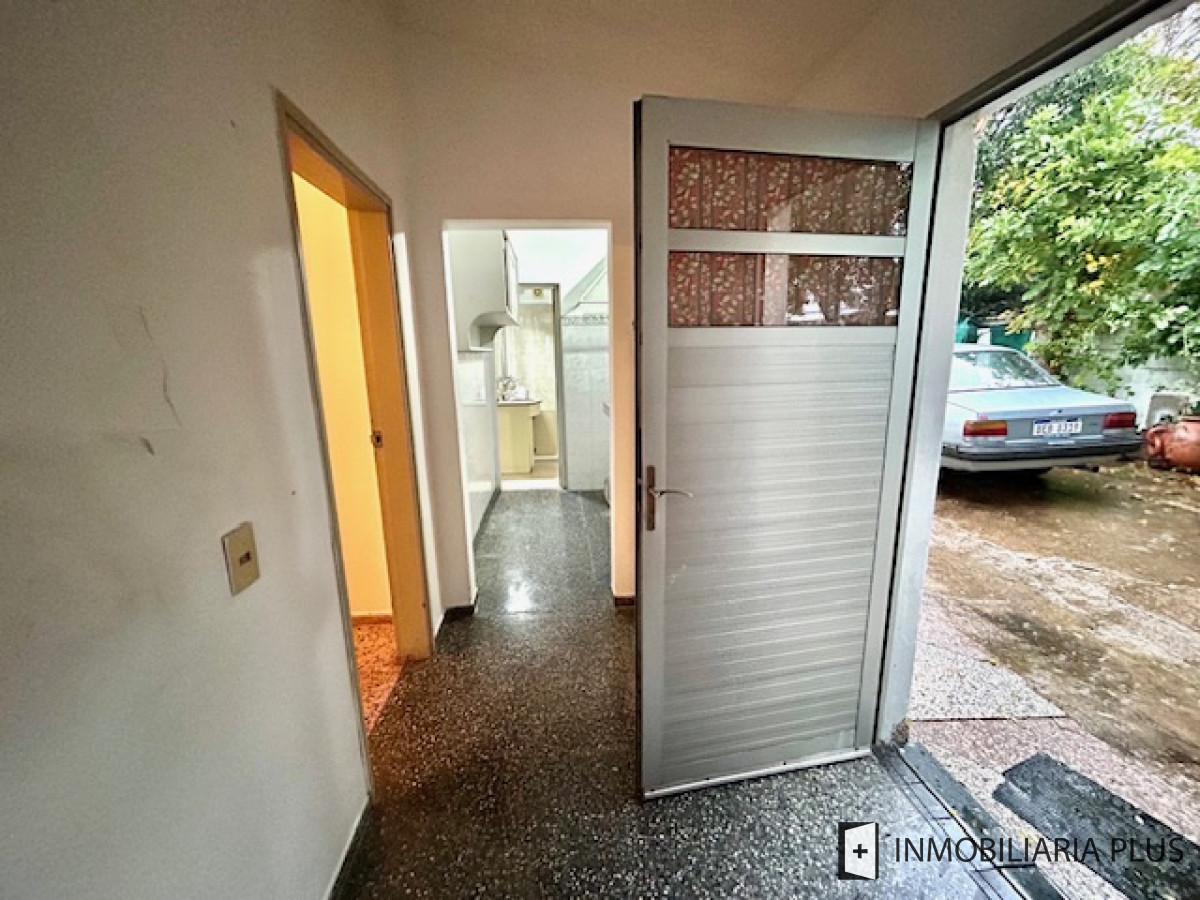 Casa ID.1203 - Venta de casas 2 de 2 dormitorios en 370 m2 de terreno con 155 m2 construidos en Maldonado