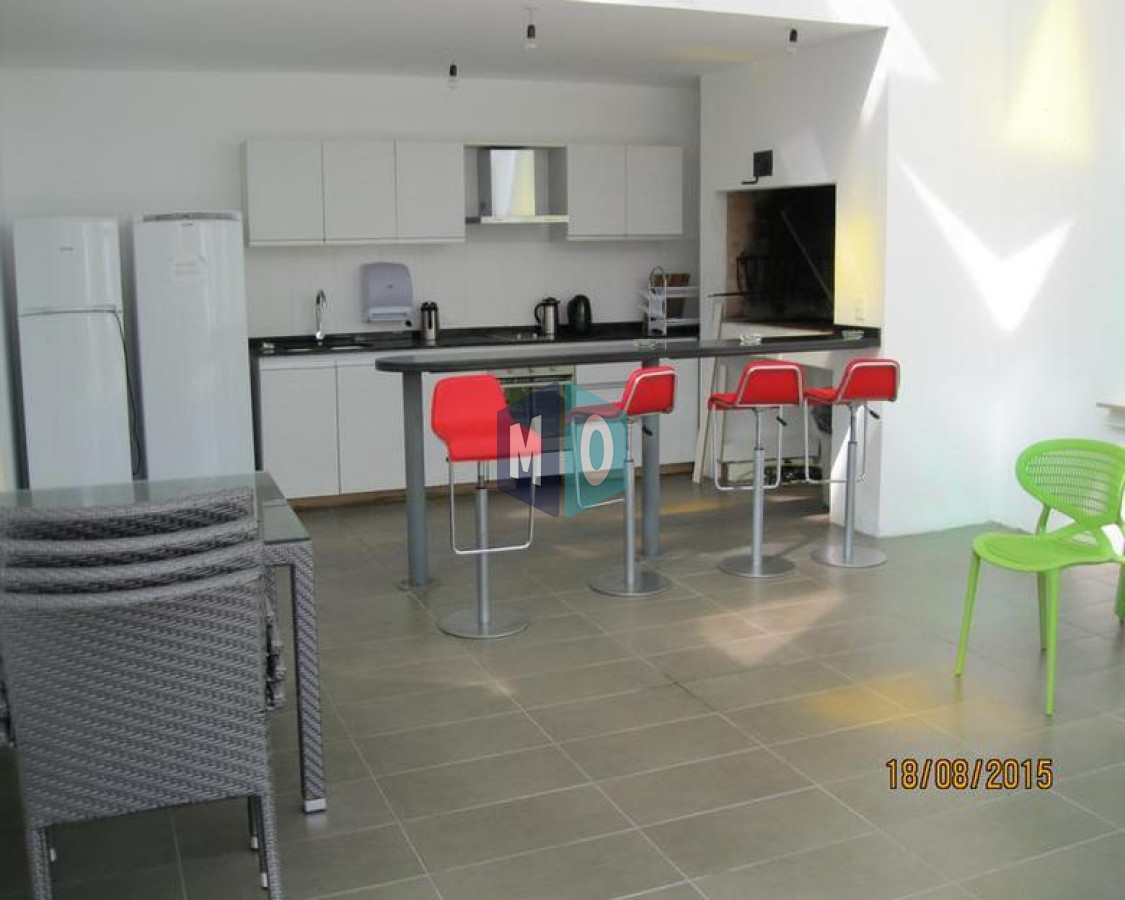 Apartamento ID.877 - Apartamento en Venta sobre Brava, 3 Dormitorios.