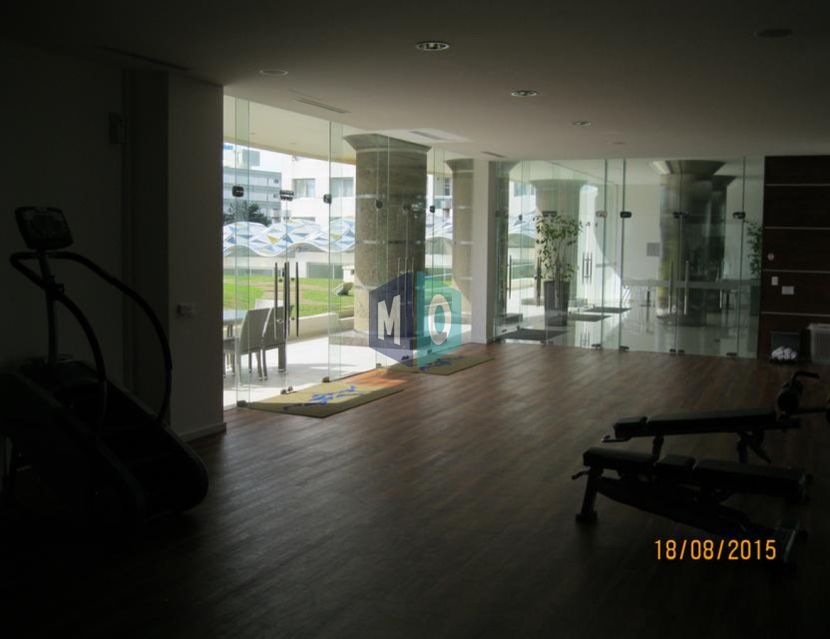 Apartamento ID.877 - Apartamento en Venta sobre Brava, 3 Dormitorios.