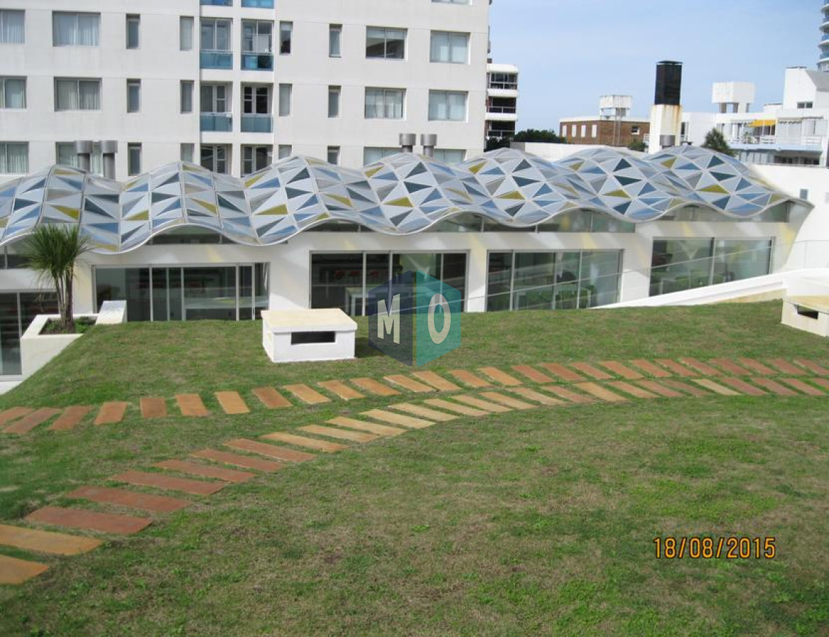 Apartamento ID.877 - Apartamento en Venta sobre Brava, 3 Dormitorios.