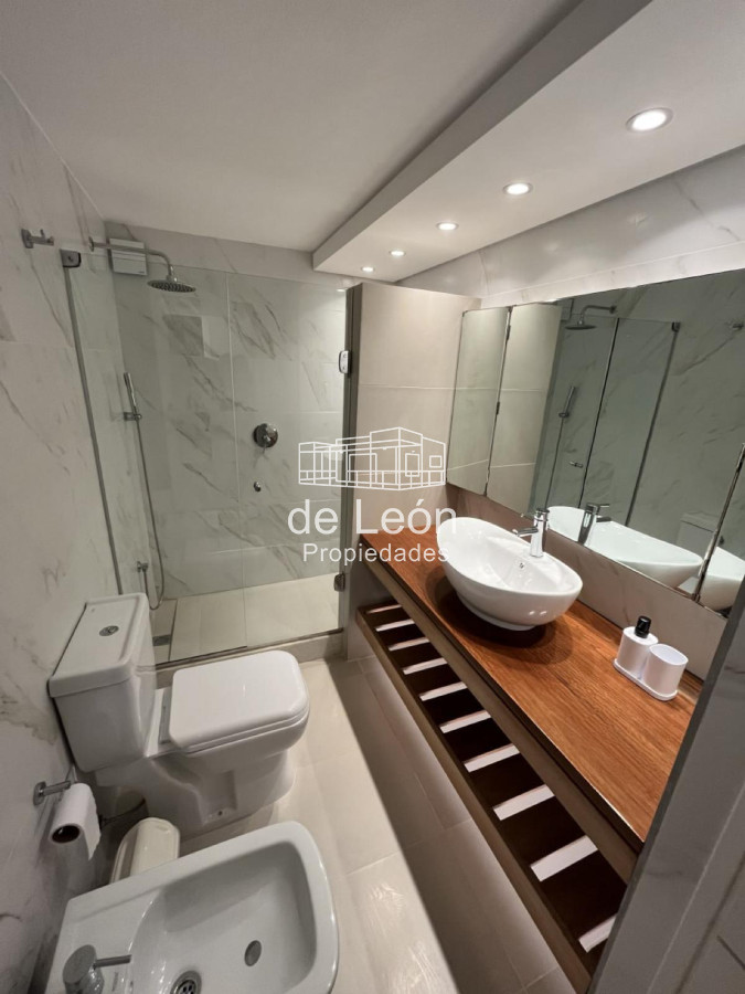 Apartamento ID.15187 - Venta en Mansa 2 Dormitorios y dependencia de servicio