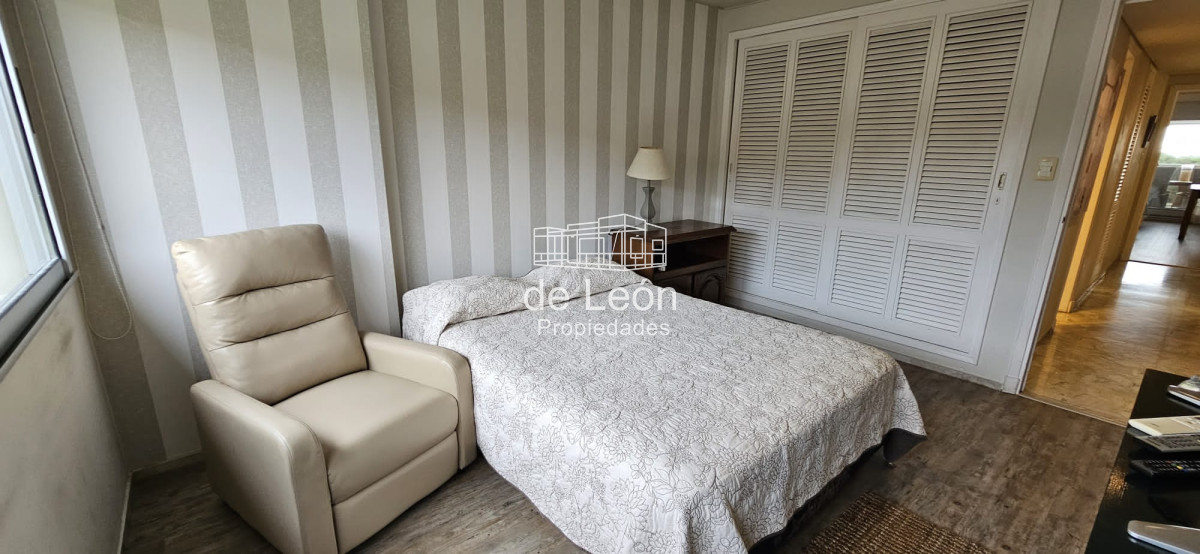 Apartamento ID.15188 - VENTA PUNTA DEL ESTE MANSA 2 DORMITORIOS 