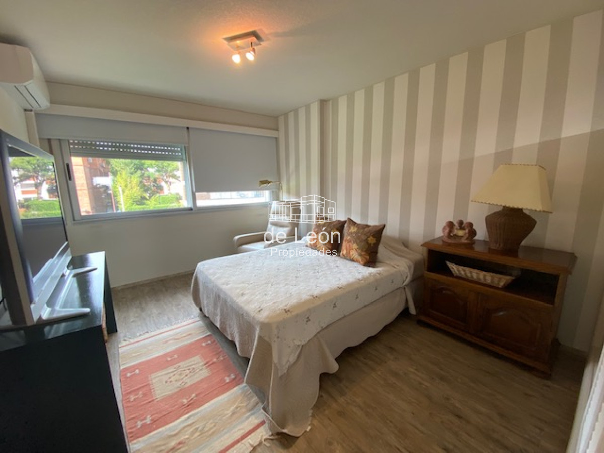 Apartamento ID.15188 - VENTA PUNTA DEL ESTE MANSA 2 DORMITORIOS 