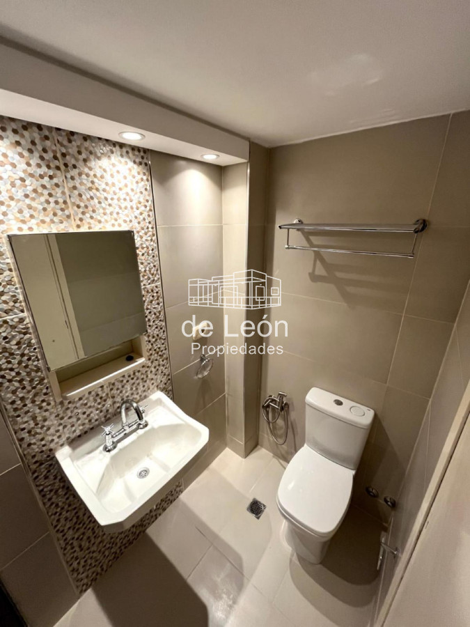 Apartamento ID.15187 - Venta en Mansa 2 Dormitorios y dependencia de servicio
