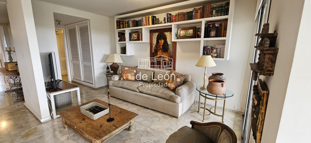 Apartamento ID.15188 - VENTA PUNTA DEL ESTE MANSA 2 DORMITORIOS 