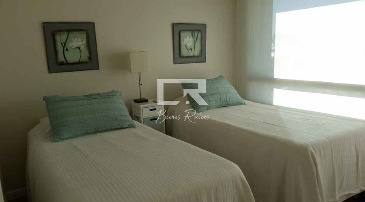 Apartamento ID.424 - Mansa frente al mar, 3 dorm y dep