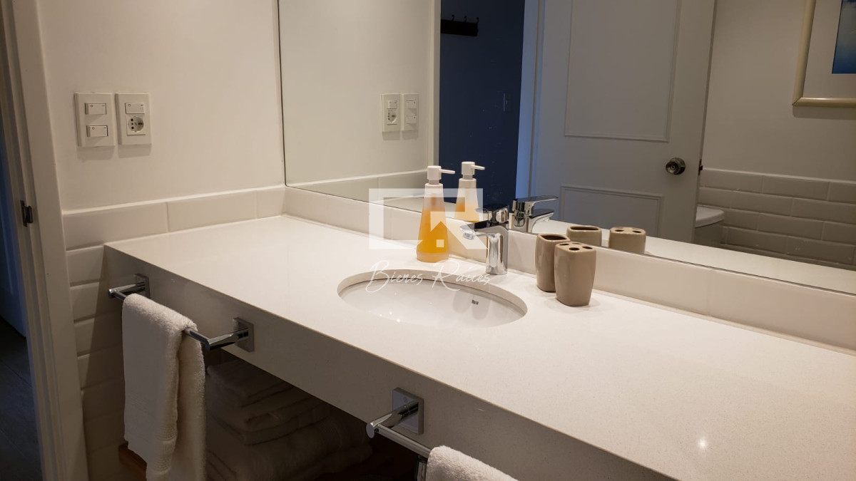 Apartamento ID.424 - Mansa frente al mar, 3 dorm y dep