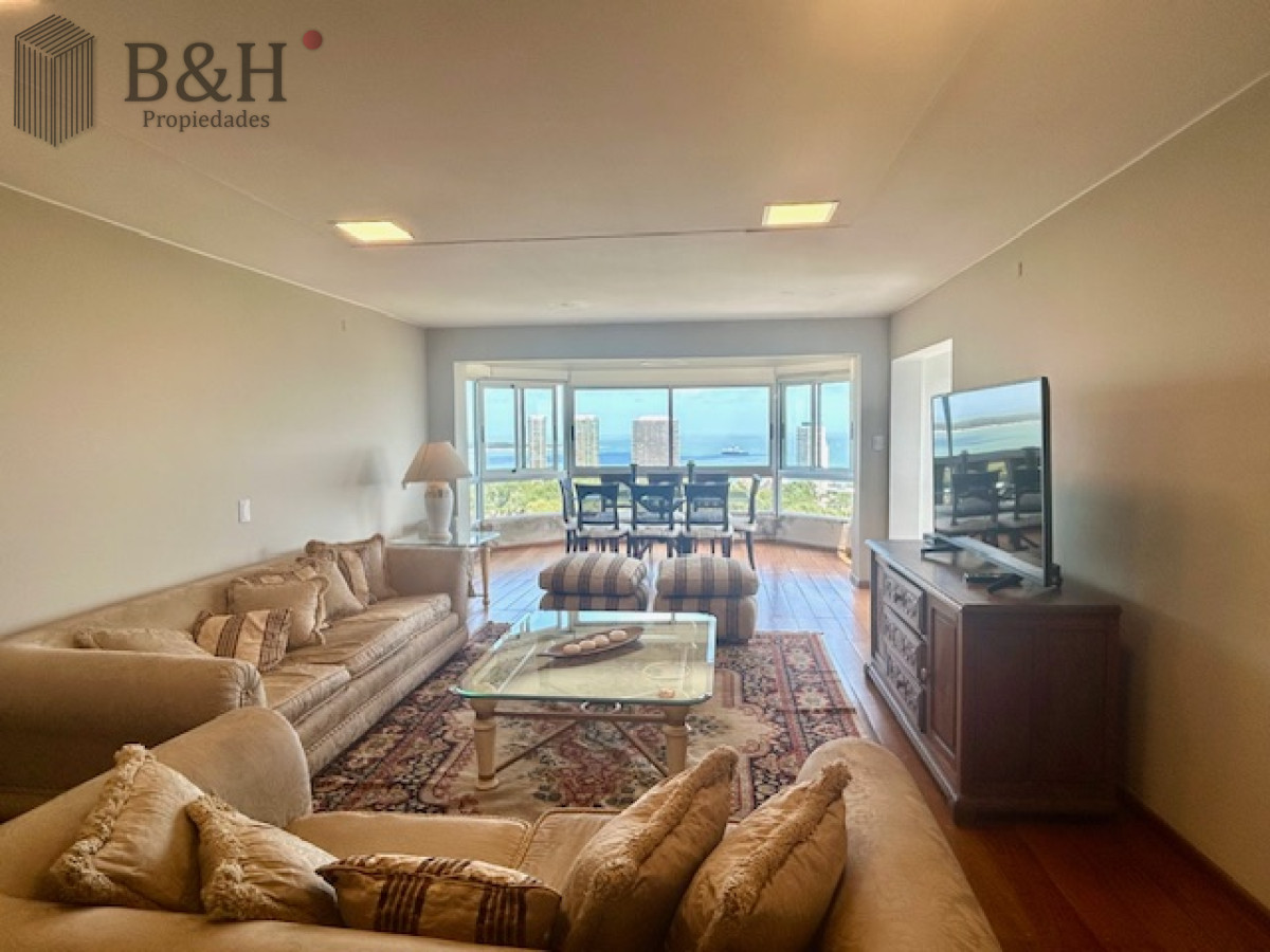 Apartamento Venta en Roosevelt 3 dormitorios 