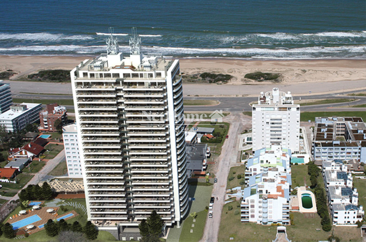 Apartamento ID.88 - Playa Brava Apartamento 3 Dormitorios Excelentes Amenities