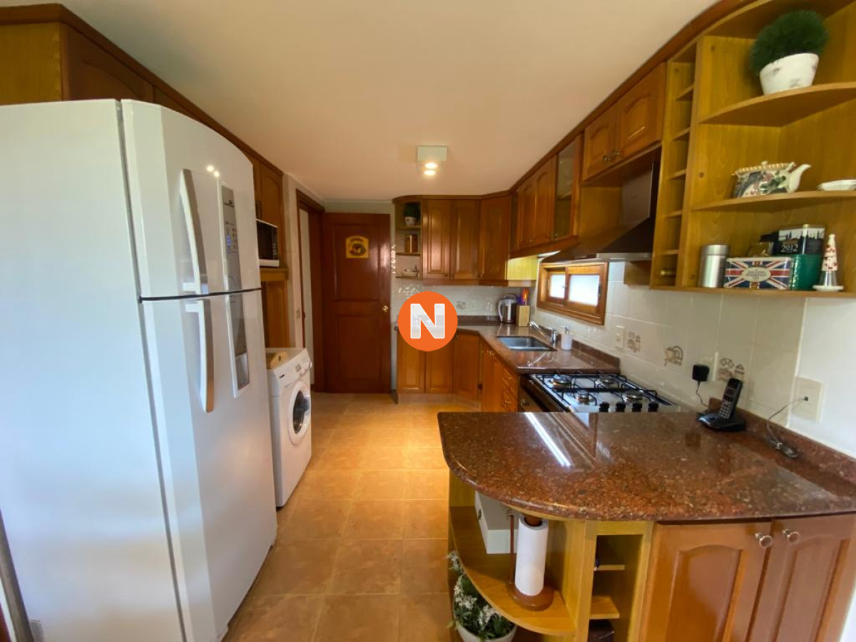 Casa Ref.216906 - CASA EN ZONA DE COLEGIOS