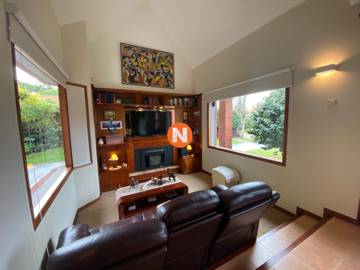 Casa Ref.216906 - CASA EN ZONA DE COLEGIOS