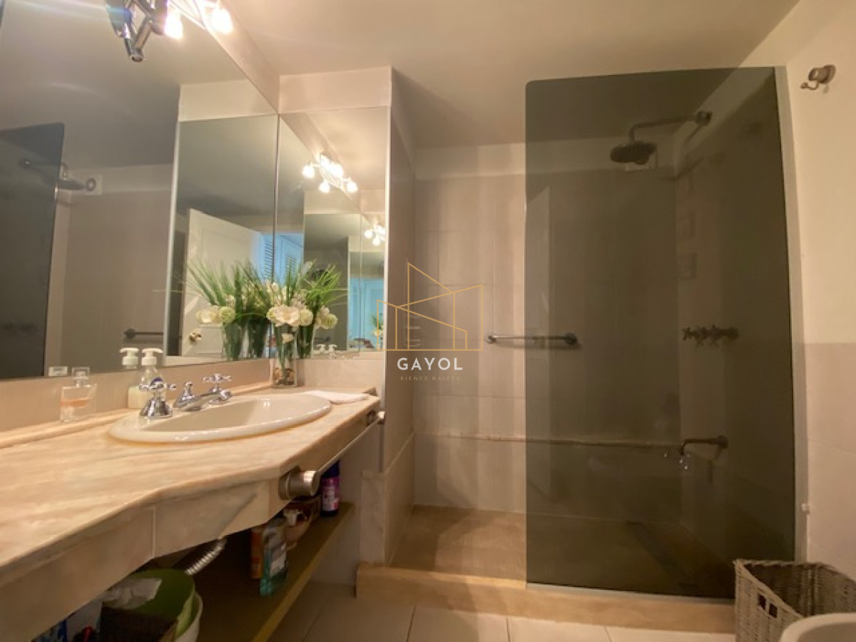 Apartamento ID.576 - VENTA PUNTA DEL ESTE MANSA 2 DORMITORIOS 