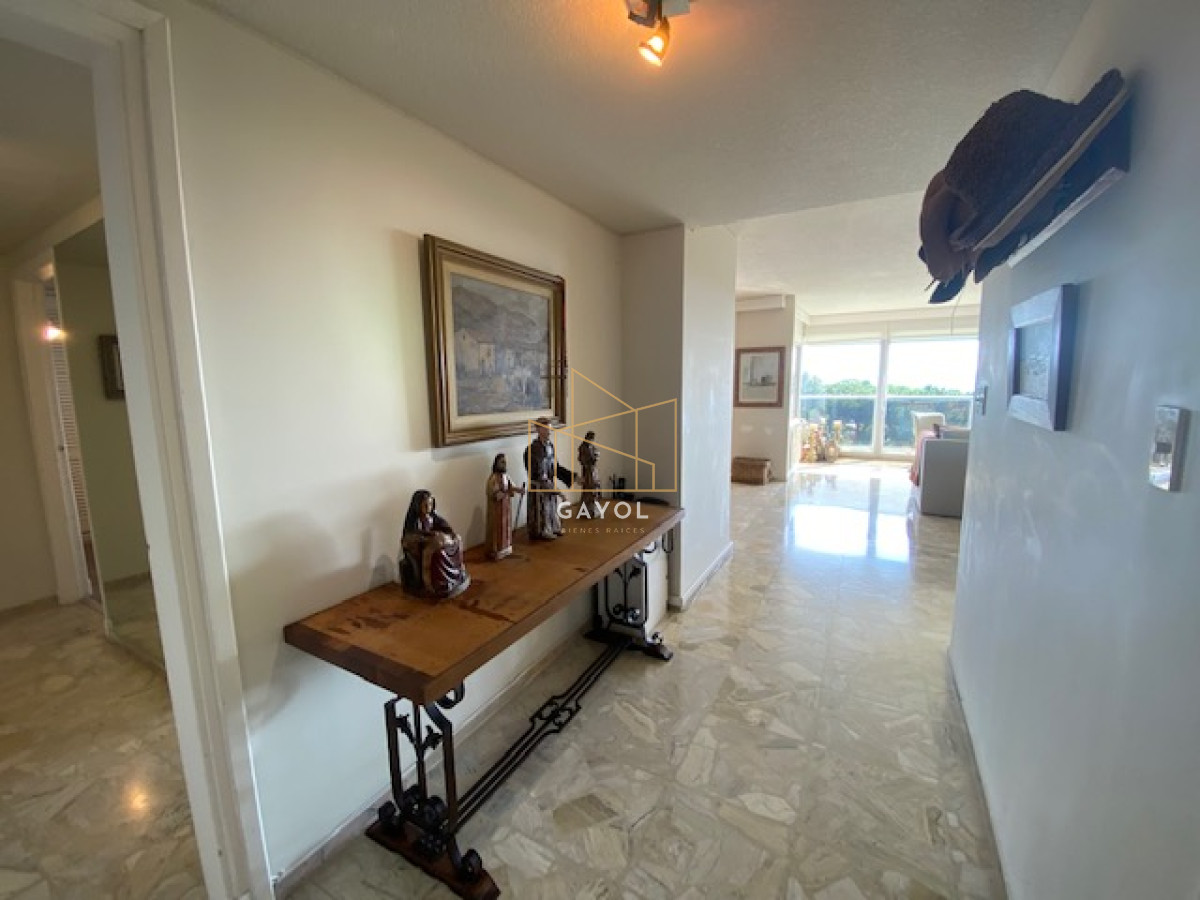 Apartamento ID.576 - VENTA PUNTA DEL ESTE MANSA 2 DORMITORIOS 