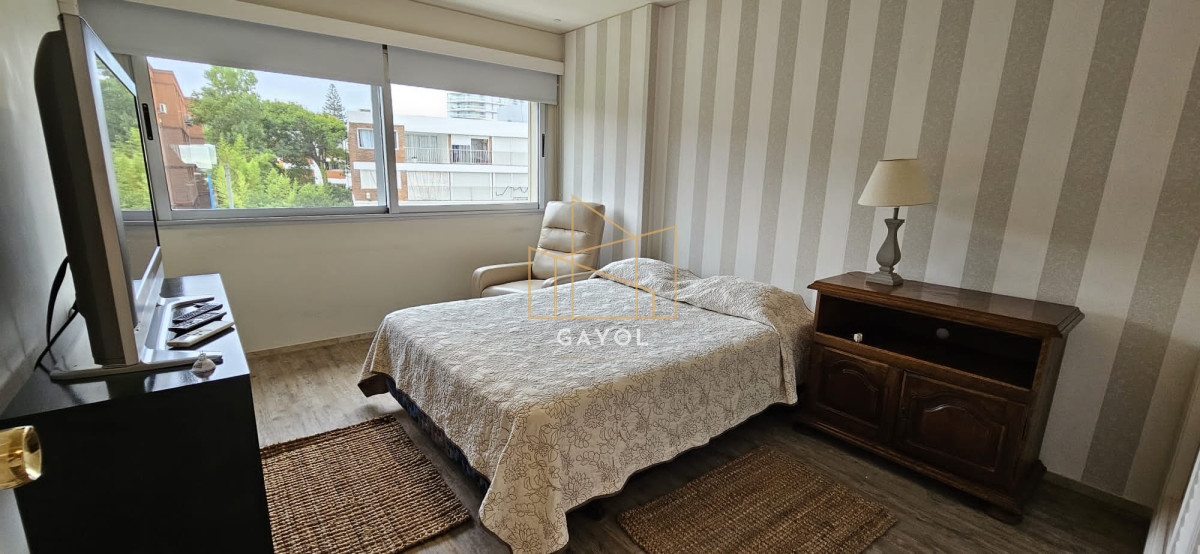 Apartamento ID.576 - VENTA PUNTA DEL ESTE MANSA 2 DORMITORIOS 