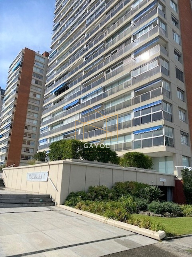 Apartamento ID.576 - VENTA PUNTA DEL ESTE MANSA 2 DORMITORIOS 