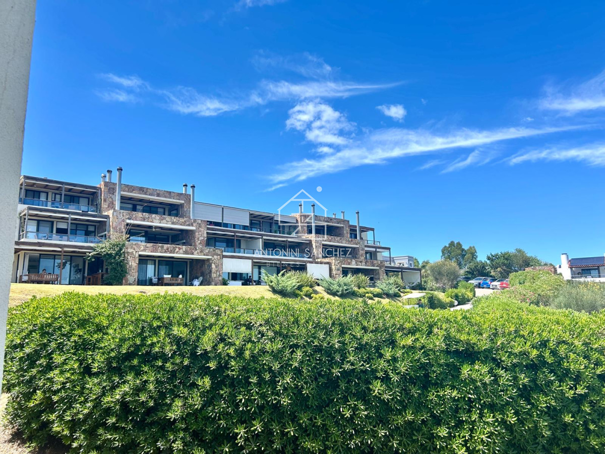 Apartamento ID.1702 - Venta y alquiler 4 dormitorios y 3 baños 