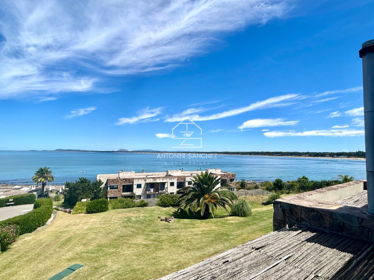 Apartamento ID.1702 - Venta y alquiler 4 dormitorios y 3 baños 