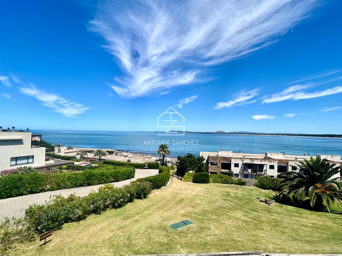 Apartamento ID.1702 - Venta y alquiler 4 dormitorios y 3 baños 
