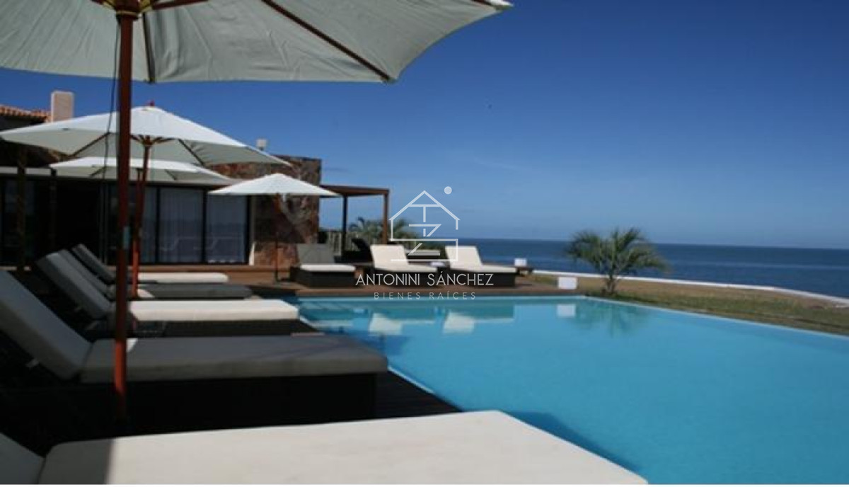 Apartamento ID.1702 - Venta y alquiler 4 dormitorios y 3 baños 