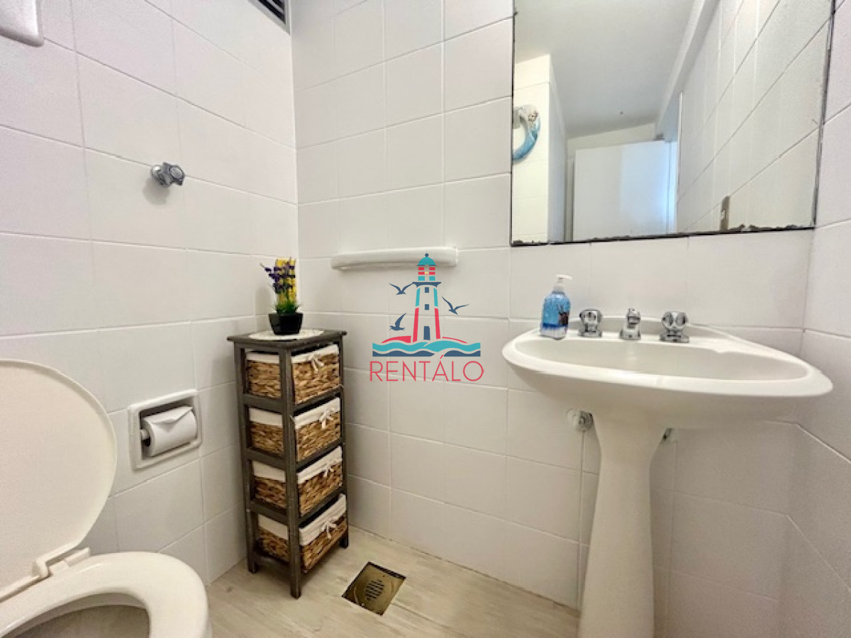 Apartamento ID.262 - Apartamento en Venta 3 dormitorios y dependencia de servicio en Punta del este 