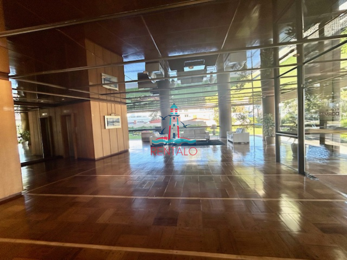 Apartamento ID.262 - Apartamento en Venta 3 dormitorios y dependencia de servicio en Punta del este 