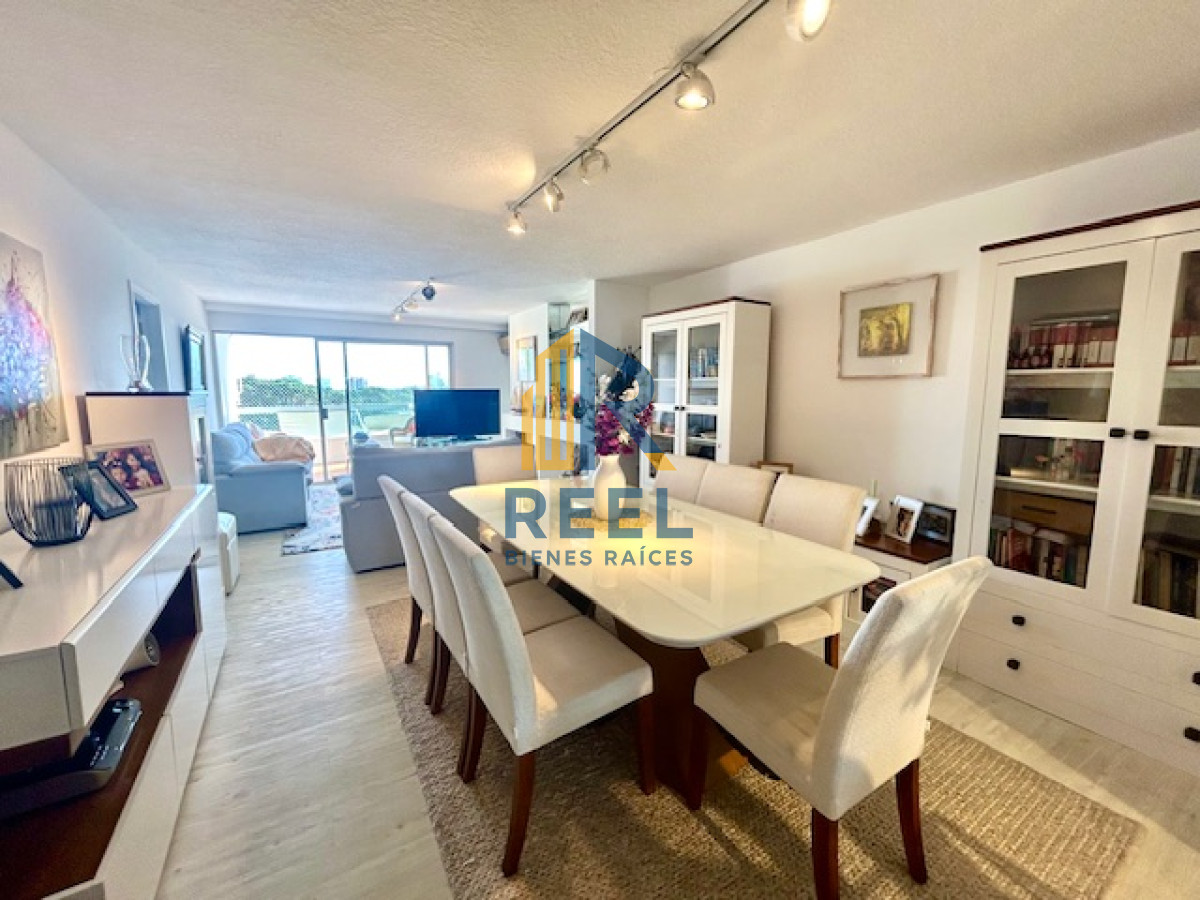 Apartamento ID.18 - Venta 3 dormitorios y dependencia de servicio