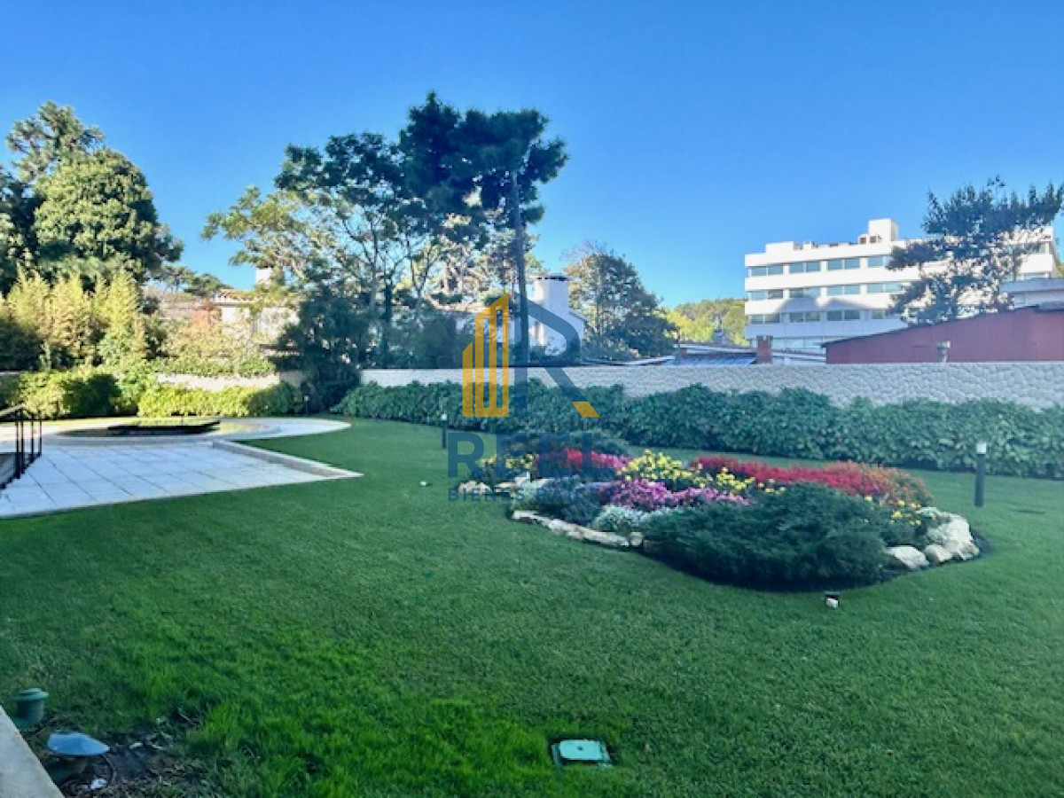 Apartamento ID.18 - Venta 3 dormitorios y dependencia de servicio