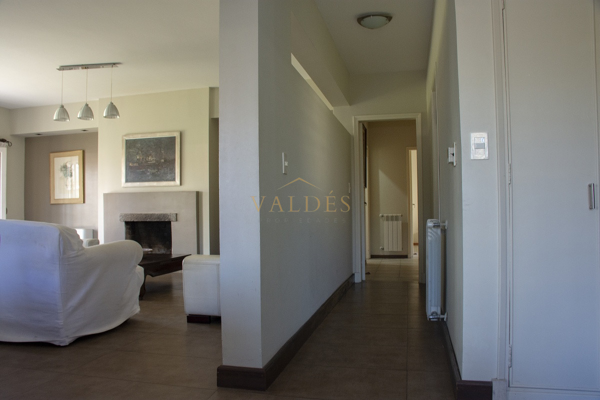 Casa ID.502 - Mansa a 100 mts rambla!! Totalmente reciclada