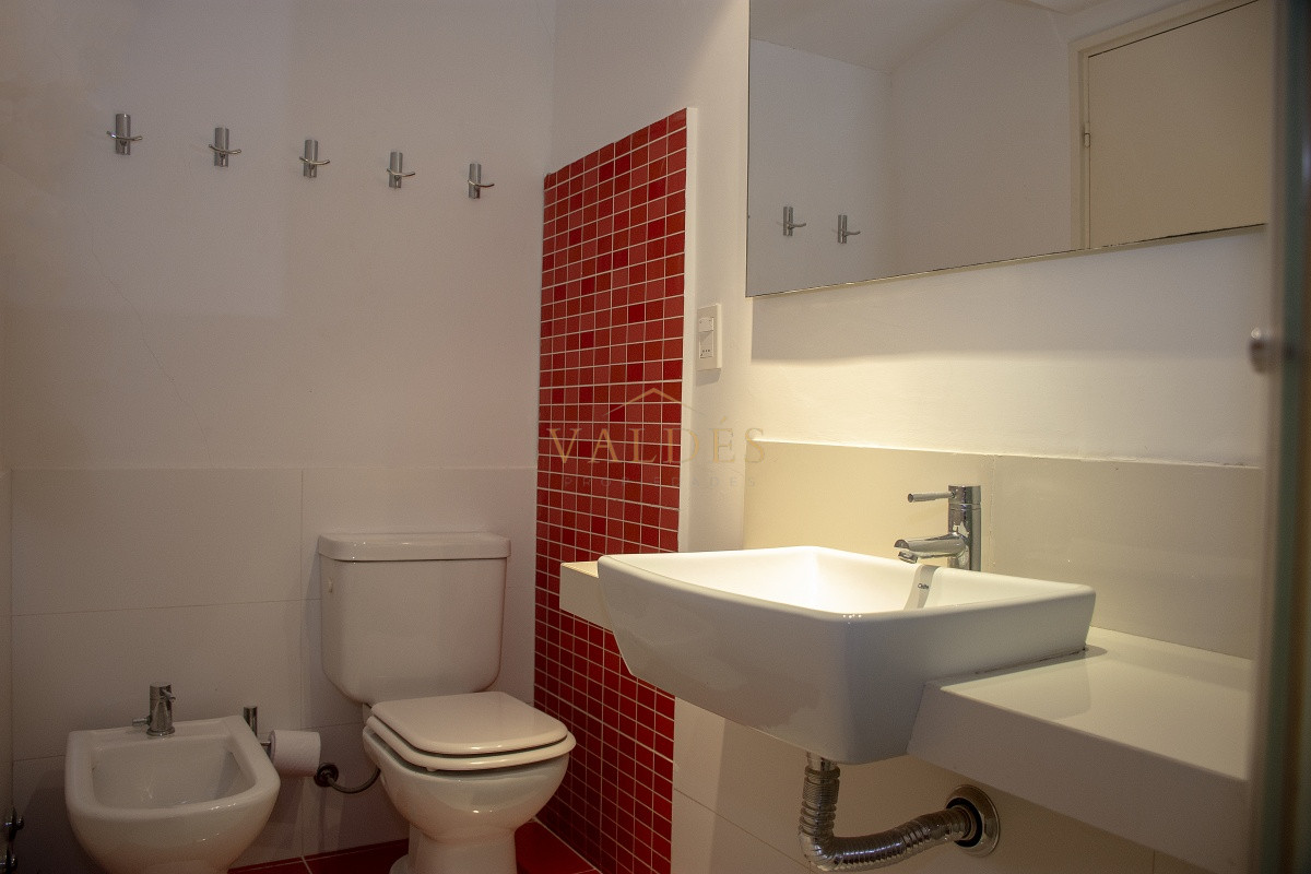 Casa ID.502 - Mansa a 100 mts rambla!! Totalmente reciclada