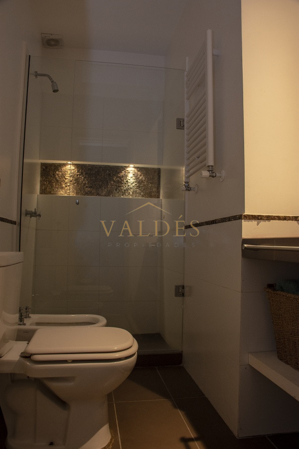 Casa ID.502 - Mansa a 100 mts rambla!! Totalmente reciclada