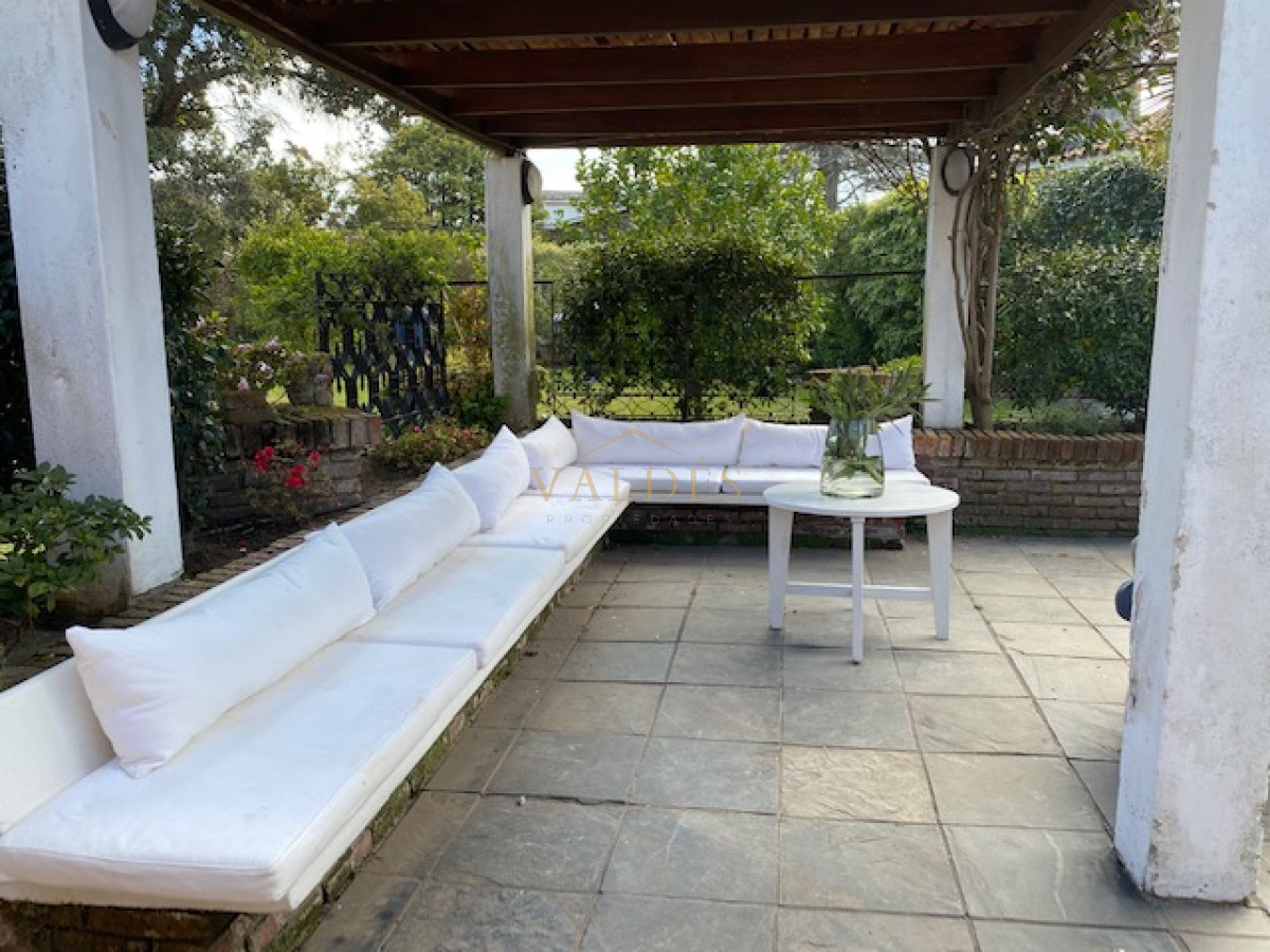 Casa ID.502 - Mansa a 100 mts rambla!! Totalmente reciclada