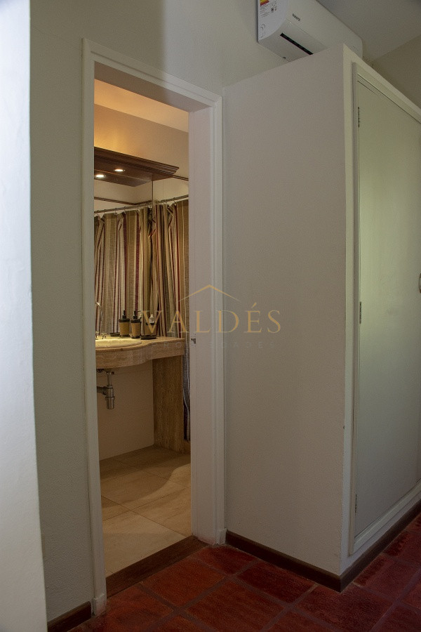 Casa ID.502 - Mansa a 100 mts rambla!! Totalmente reciclada