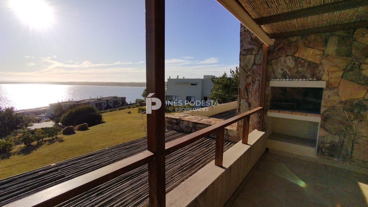 Quartier de Punta Ballena con 2 suites y toilette - IPD38854A