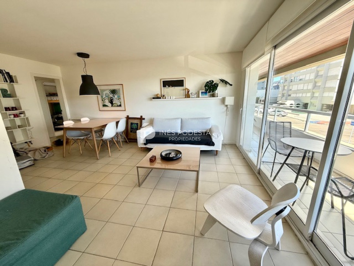 Apartamento ID.8177 - Alquiler departamento con 2 dormitorios y 2 baños