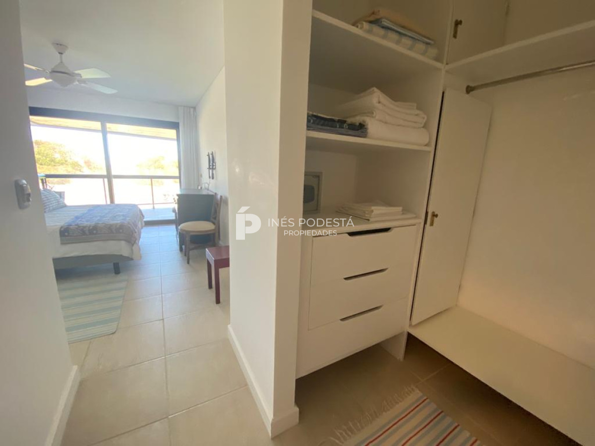 Apartamento ID.7297 - Brava frente al mar, 2 suites más dependencia de servicio