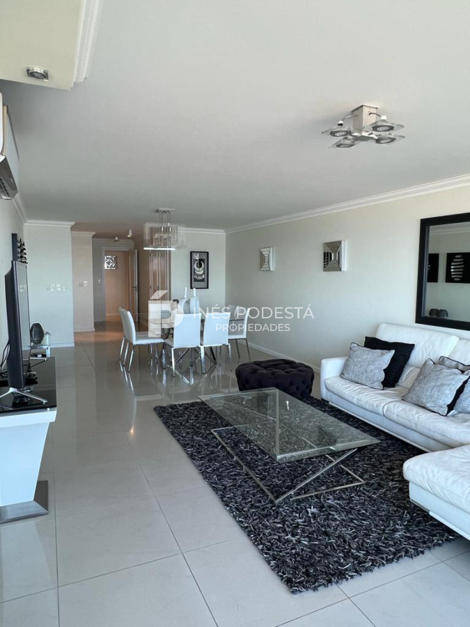 Apartamento ID.4982 - Apartamento en Venta , Brava, 3 Dormitorios.