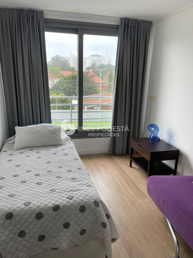 Apartamento ID.1377 - Apartamento en Venta en Mansa, Punta del Este, 3 Dormitorios