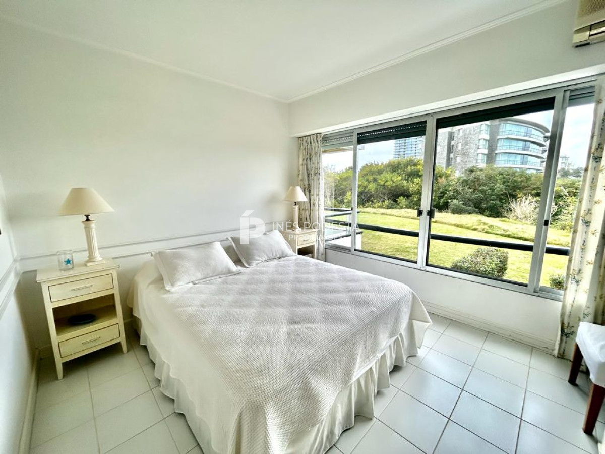 Apartamento ID.8564 - Alquiler en Brava con 4 suites! Frente al mar 
